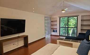 Remodeled 3-Bedroom Home for Rent in Playacar – Golf Views, Pool & Solar Panels