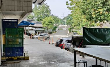 Dijual / Disewakan Gudang di Cawang Jakarta Timur  lengkap dengan Loading Dock