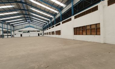 Dijual / Disewakan Gudang di Cawang Jakarta Timur  lengkap dengan Loading Dock