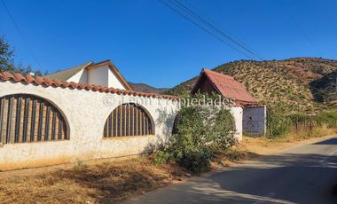 Leon Propiedades vende parcela con casa en sector Lo Águila centro, Curacaví.