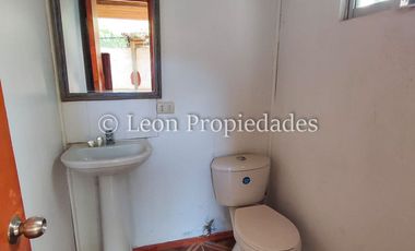 Leon Propiedades vende parcela con casa en sector Lo Águila centro, Curacaví.