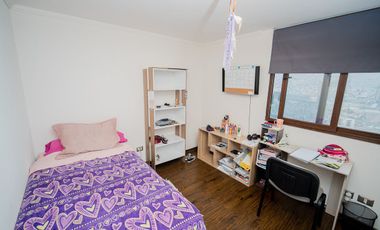 SE VENDE DEPTO EN EDIFICIO ALTO CAVANCHA.