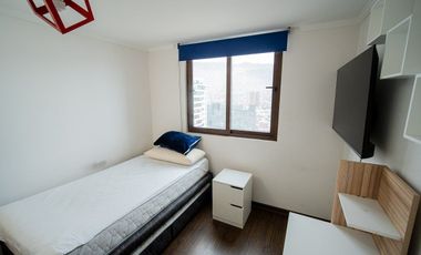 SE VENDE DEPTO EN EDIFICIO ALTO CAVANCHA.