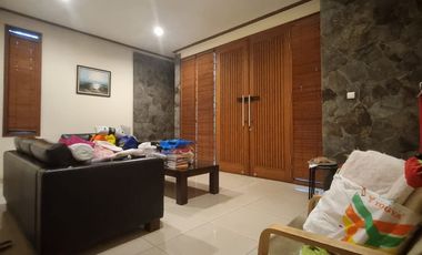 Dijual Rumah Mewah Terawat Posisi Hook Siapa Huni di Sayap Jalan Garuda