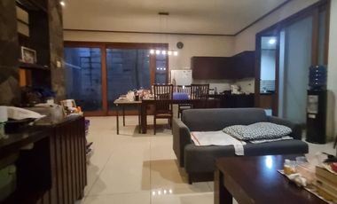 Dijual Rumah Mewah Terawat Posisi Hook Siapa Huni di Sayap Jalan Garuda