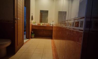 Dijual Rumah Mewah Terawat Posisi Hook Siapa Huni di Sayap Jalan Garuda