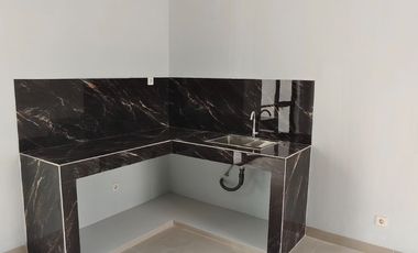 Rumah Baru 2 Lantai di Park Residence Taman Surya