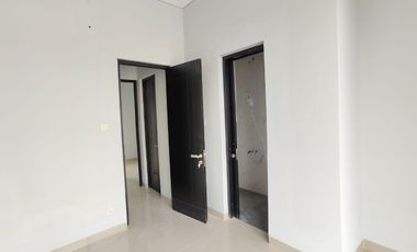 Rumah Baru 2 Lantai di Park Residence Taman Surya