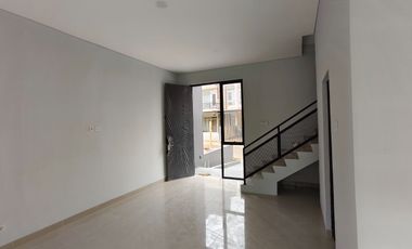Rumah Baru 2 Lantai di Park Residence Taman Surya