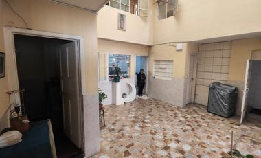 🚀 ¡Oportunidad 3 en 1! Inversión, Renta o Compra: Casa Multifuncional en Olaya