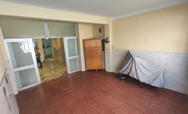 🚀 ¡Oportunidad 3 en 1! Inversión, Renta o Compra: Casa Multifuncional en Olaya