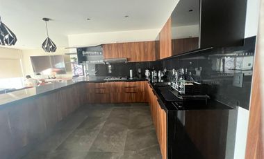 DEPARTAMENTO AMUEBLADO ZONA ANGELOPOLIS TORRE ARTEMA PUEBLA