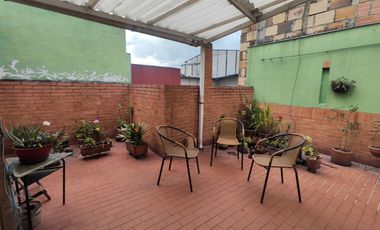 🏡 ¡Inversión u Hogar de Lujo Espacial! Casa de 3 Pisos en Villa Amalia 🚀