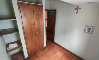 🏡 ¡Inversión u Hogar de Lujo Espacial! Casa de 3 Pisos en Villa Amalia 🚀