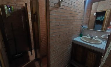 🏡 ¡Inversión u Hogar de Lujo Espacial! Casa de 3 Pisos en Villa Amalia 🚀