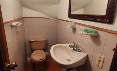 🏡 ¡Inversión u Hogar de Lujo Espacial! Casa de 3 Pisos en Villa Amalia 🚀