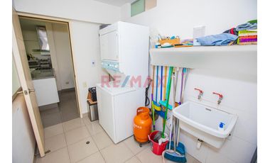 🏡 Departamento Familiar En Chacarilla – 4 Dormitorios, 3 Cocheras Y Gran Ubicación 📍