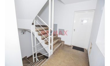 🏡 Departamento Familiar En Chacarilla – 4 Dormitorios, 3 Cocheras Y Gran Ubicación 📍
