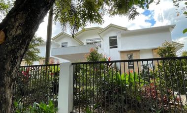 House Newly Renovated with Pool and Garden For Rent Dasmarinas Makati