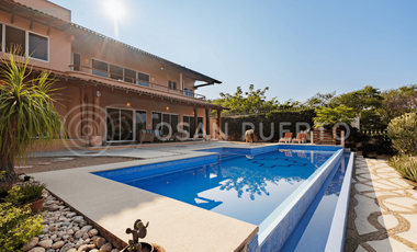 Residencia Panorámica con Vista al Mar en un Terreno Único de 1,180 m² en Punta Zicatela