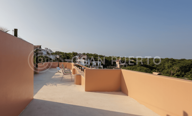 Residencia Panorámica con Vista al Mar en un Terreno Único de 1,180 m² en Punta Zicatela