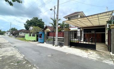 Rumah 2 lantai Juwiring Klaten dekat exit tol Klaten