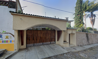 Casa en Venta en Loma del Barro, Zapotlán El Grande – Ideal para Familia Grande o Proyecto, Remate Bancario Con Gran Plusvalía