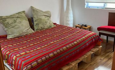 CASA EN ARRIENDO DE 4 DORMITORIOS EN LA CALLE PARIS SECTOR REDONDEL MUÑECAS DE PIEDRA