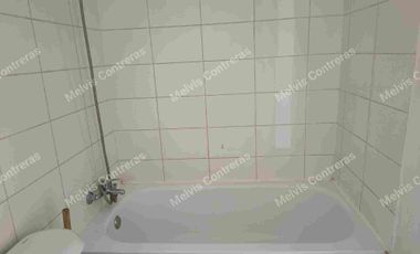 Se Vende Depto en Estación Central . Calle Obispo Manuel Umañas Salinas 033,  a 3 minutos del  Metro Universidad de Santiago
✔️Características:
Piso 9. 
34,83. Mts2 Totales. 
Terraza de 2,52mt2
1 Dormitorios.
1 Baño.
Living/ Comedor con desayunador.
1 Estacionamiento.
1 Bodega. 
Agua Caliente por Caldera. 
Piscina..
Parque Infantil.
Quincho.
Lavandería.

Hall de Entrada
Vigilancia 24/7.
✔️ Entorno:
Cercana a Locomoción.
Supermercados.
Ferias Libres.
Todo tipo de Comercios.
Cesfam.
Hospitales.
Colegios.
Jardines de Infancias.

💲Valor de Venta 58.000.000. Comisión del 2% Más IVA.
Se acepta todo medio de pago. 
MC Propiedades 
Tu aleada inmobiliaria

#Leasing 
#Creditos 
#ventas 
#arriendos 
#gestiondedocumentos #CapCut