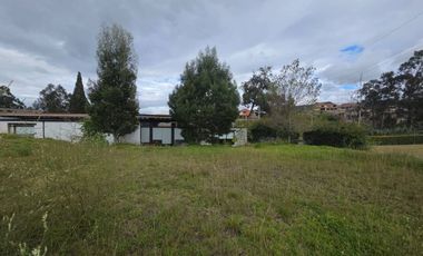 En Venta dentro de exclusiva Urbanización Privada en Challuabamba