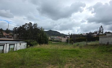 En Venta dentro de exclusiva Urbanización Privada en Challuabamba