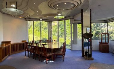 Casa en Renta en Bosque de las Lomas – Jardín Amplio + 4 Terrazas