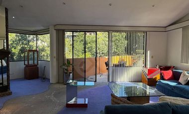 Casa en Renta en Bosque de las Lomas – Jardín Amplio + 4 Terrazas