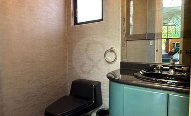 Casa en Renta en Bosque de las Lomas – Jardín Amplio + 4 Terrazas