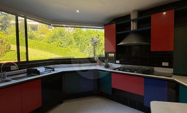 Casa en Renta en Bosque de las Lomas – Jardín Amplio + 4 Terrazas