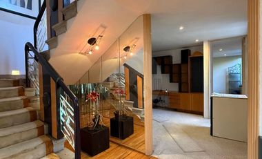 Casa en Renta en Bosque de las Lomas – Jardín Amplio + 4 Terrazas