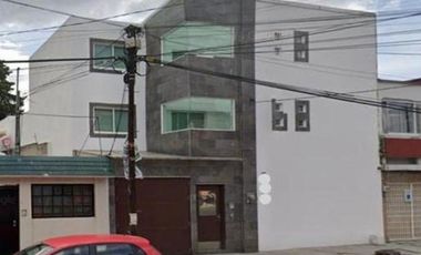 CASA EN VENTA DE REMATE EN AZCAPO CDMX