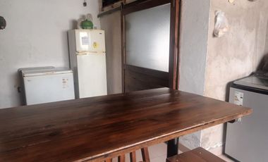 CASA 3 AMB. CON GRAN PARQUE LOTE 10X43.30 ZONA HEGUILOR AL 1000 EL GAUCHO