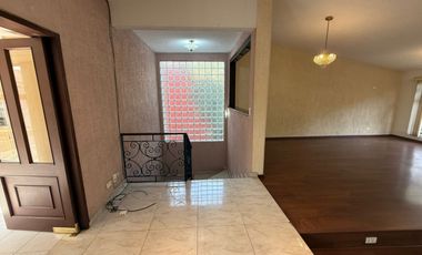 Chiluca: Casa con grandes espacios