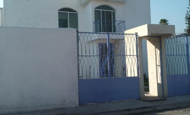 CASA EN VENTA, ¡¡REMATE BANCARIO!!  CTO. JACARANDAS, OAXTEPEC CENTRO, MORELOS.