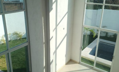 CASA EN VENTA, ¡¡REMATE BANCARIO!!  CTO. JACARANDAS, OAXTEPEC CENTRO, MORELOS.