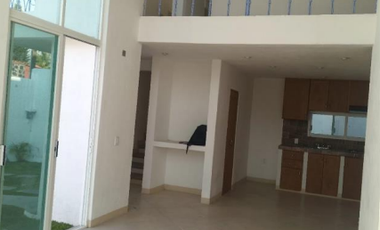 CASA EN VENTA, ¡¡REMATE BANCARIO!!  CTO. JACARANDAS, OAXTEPEC CENTRO, MORELOS.