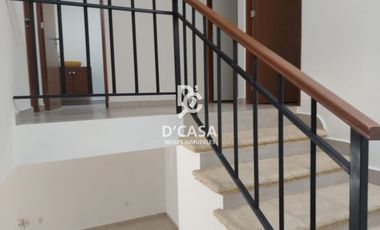 SE VENDE CASA EN QUINTAS CAMPO REAL