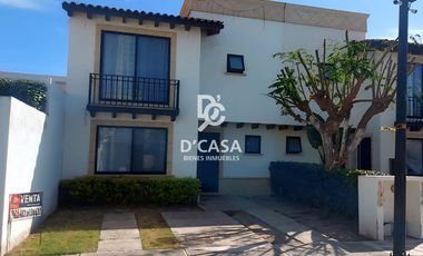 SE VENDE CASA EN QUINTAS CAMPO REAL