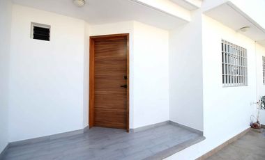 CASA EN VENTA EN FRACCIONAMIENTO PRIVADO ACACIAS TERAN