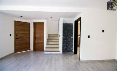 CASA EN VENTA EN FRACCIONAMIENTO PRIVADO ACACIAS TERAN