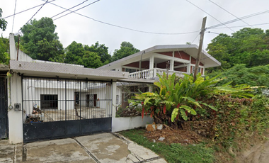 25, INMUEBLE CON EXCELENTE ESPACIO Y PRECIO EN VENTA!!