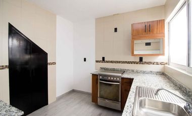 CASA EN VENTA EN FRACCIONAMIENTO PRIVADO ACACIAS TERAN