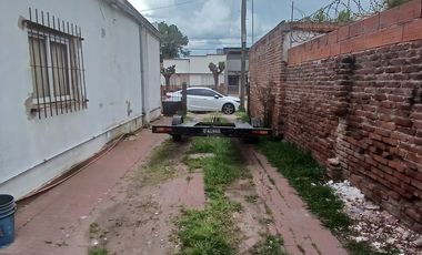 CASA 3 AMB ENTRADA VARIOS AUTOS, GARAGE, DEPOSITO O TALLER, PARQUE ESTADO DE ISRAEL AL 1800