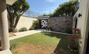 SE VENDE CASA EN ROSALINDA